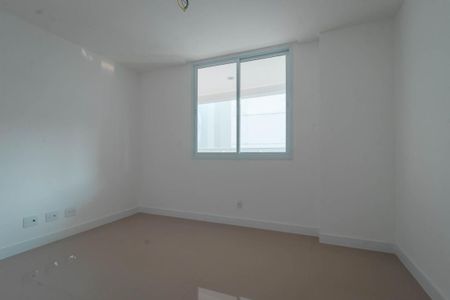 Apartamento à venda com 215m², 3 quartos e 2 vagas