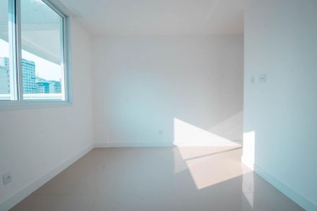 Apartamento à venda com 215m², 3 quartos e 2 vagas