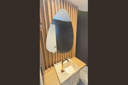 Apartamento à venda com 165m², 3 quartos e 4 vagas Apartamento à venda com 165m², 3 quartos e 4 vagasLavabo