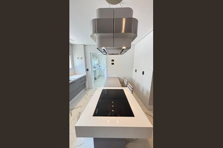 Apartamento à venda com 165m², 3 quartos e 4 vagas Apartamento à venda com 165m², 3 quartos e 4 vagasCozinha