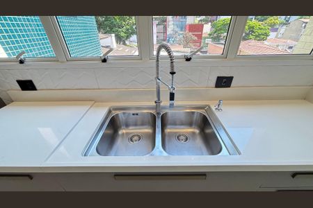 Apartamento à venda com 165m², 3 quartos e 4 vagas Apartamento à venda com 165m², 3 quartos e 4 vagasCozinha