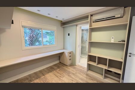 Apartamento à venda com 165m², 3 quartos e 4 vagas Apartamento à venda com 165m², 3 quartos e 4 vagasSuíte 2