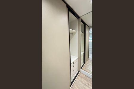 Apartamento à venda com 165m², 3 quartos e 4 vagas Apartamento à venda com 165m², 3 quartos e 4 vagasSuíte 1