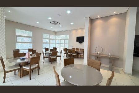 Apartamento à venda com 165m², 3 quartos e 4 vagas Apartamento à venda com 165m², 3 quartos e 4 vagasÁrea comum - Salão de Festas