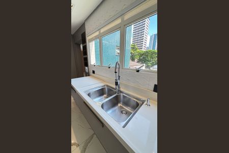 Apartamento à venda com 165m², 3 quartos e 4 vagas Apartamento à venda com 165m², 3 quartos e 4 vagasCozinha