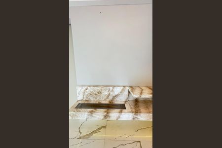 Apartamento à venda com 165m², 3 quartos e 4 vagas Apartamento à venda com 165m², 3 quartos e 4 vagasSala - Lareira