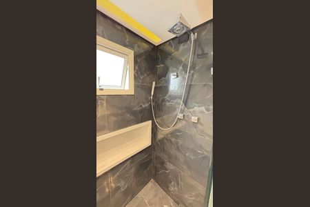 Apartamento à venda com 165m², 3 quartos e 4 vagas Apartamento à venda com 165m², 3 quartos e 4 vagasBanheiro da Suíte 1