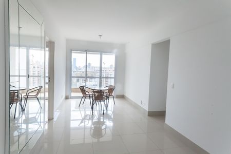 Sala de apartamento para alugar com 3 quartos, 83m² em Vila da Serra, Nova Lima