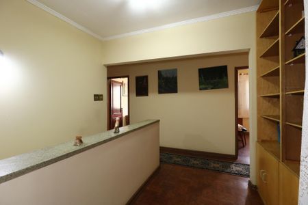 Casa à venda com 384m², 4 quartos e 2 vagasBiblioteca