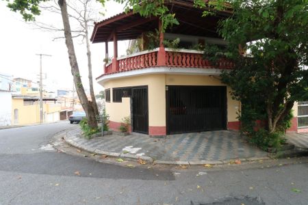 Casa à venda com 384m², 4 quartos e 2 vagasFachada