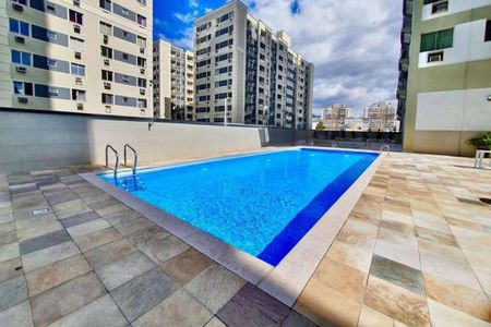 Apartamento à venda com 65m², 2 quartos e 1 vaga