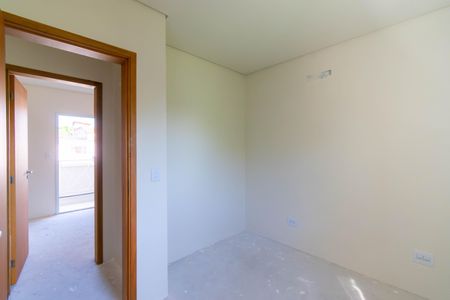 Casa de condomínio à venda com 76m², 2 quartos e 2 vagasSuíte 1