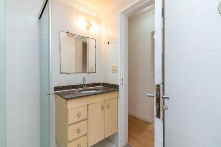 Apartamento à venda com 67m², 2 quartos e 1 vaga Apartamento à venda com 67m², 2 quartos e 1 vagaBanheiro