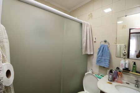 Casa à venda com 240m², 5 quartos e 4 vagasBanheiro Casa 3