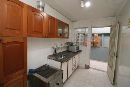 Casa à venda com 240m², 5 quartos e 4 vagasCozinha