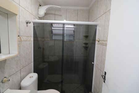 Casa à venda com 240m², 5 quartos e 4 vagasBanheiro da Suíte