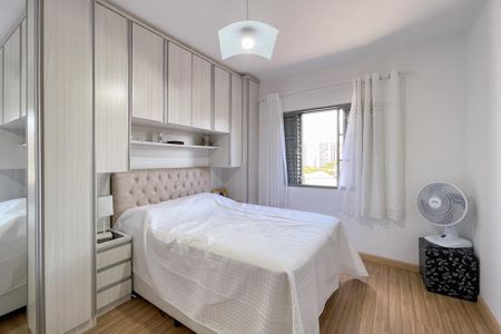 Casa à venda com 125m², 2 quartos e 2 vagas Casa à venda com 125m², 2 quartos e 2 vagasQuarto 2