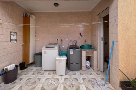 Casa à venda com 125m², 2 quartos e 2 vagas Casa à venda com 125m², 2 quartos e 2 vagasÁrea de Serviço