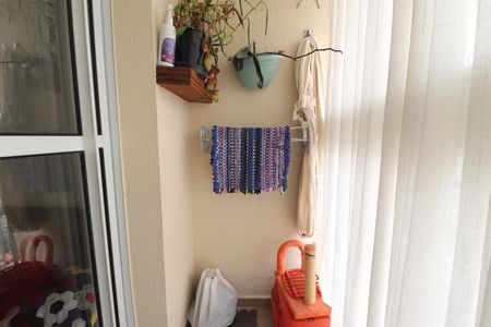 Apartamento à venda com 65m², 3 quartos e 2 vagasVaranda Sala