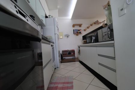 Apartamento à venda com 65m², 3 quartos e 2 vagasCozinha