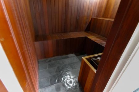 Apartamento à venda com 176m², 3 quartos e 3 vagasSaúna