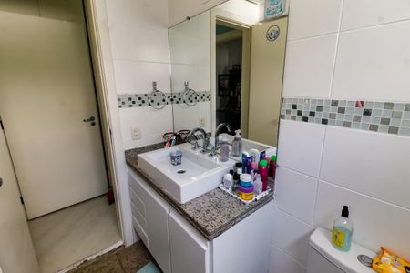 Apartamento à venda com 176m², 3 quartos e 3 vagasBanheiro da Suíte 2