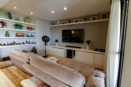 Apartamento à venda com 176m², 3 quartos e 3 vagasSala de TV