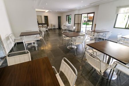 Apartamento à venda com 176m², 3 quartos e 3 vagasÁrea comum - Salão de festas