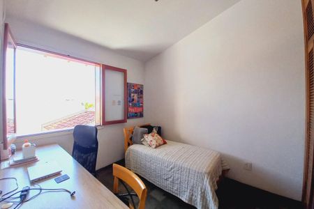 Casa de condomínio para alugar com 398m², 4 quartos e 2 vagas Casa de condomínio para alugar com 398m², 4 quartos e 2 vagasQuarto 2