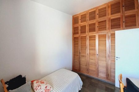 Casa de condomínio para alugar com 398m², 4 quartos e 2 vagas Casa de condomínio para alugar com 398m², 4 quartos e 2 vagasQuarto 2