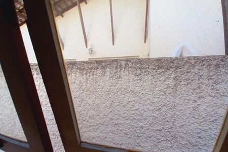 Casa de condomínio para alugar com 398m², 4 quartos e 2 vagas Casa de condomínio para alugar com 398m², 4 quartos e 2 vagasVista da Sala de TV