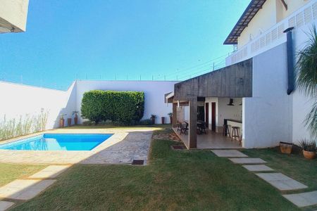 Casa de condomínio para alugar com 398m², 4 quartos e 2 vagas Casa de condomínio para alugar com 398m², 4 quartos e 2 vagasVista da Copa 1