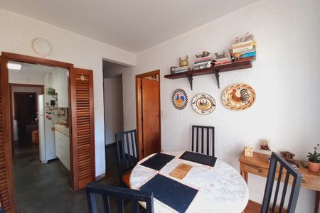 Casa de condomínio para alugar com 398m², 4 quartos e 2 vagas Casa de condomínio para alugar com 398m², 4 quartos e 2 vagasCopa 2