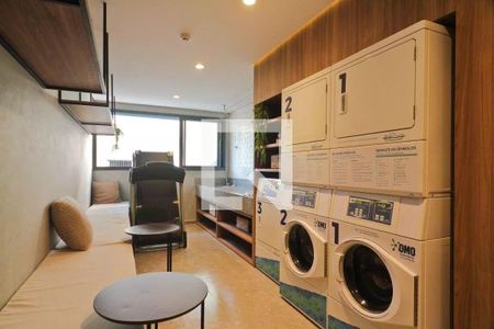 Studio à venda com 26m², 1 quarto e sem vaga Studio à venda com 26m², 1 quarto e sem vagaLavanderia