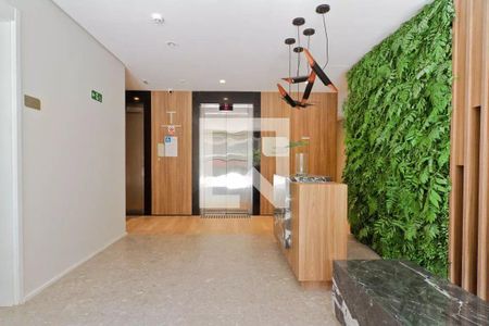 Studio à venda com 26m², 1 quarto e sem vaga Studio à venda com 26m², 1 quarto e sem vagaHall social