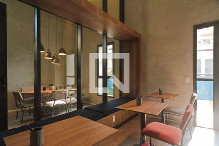 Studio à venda com 26m², 1 quarto e sem vaga Studio à venda com 26m², 1 quarto e sem vagaCoworking