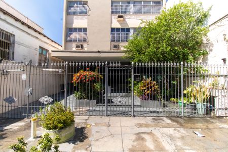 Apartamento à venda com 70m², 2 quartos e sem vagaFachada