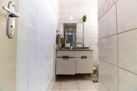 Apartamento à venda com 70m², 2 quartos e sem vagaBanheiro