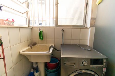 Apartamento à venda com 70m², 2 quartos e sem vagaCozinha e Área de Serviço