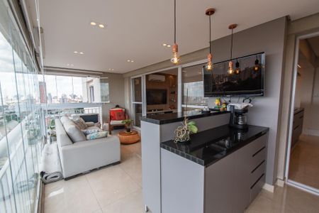 Apartamento à venda com 105m², 2 quartos e 2 vagas Apartamento à venda com 105m², 2 quartos e 2 vagasVaranda gourmet