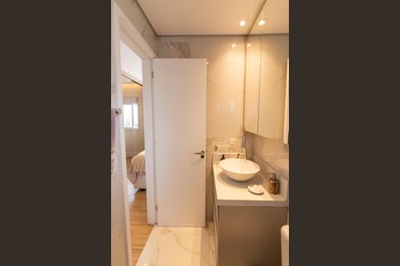 Apartamento à venda com 105m², 2 quartos e 2 vagas Apartamento à venda com 105m², 2 quartos e 2 vagasBanheiro da suíte