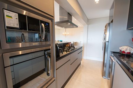 Apartamento à venda com 105m², 2 quartos e 2 vagas Apartamento à venda com 105m², 2 quartos e 2 vagasCozinha