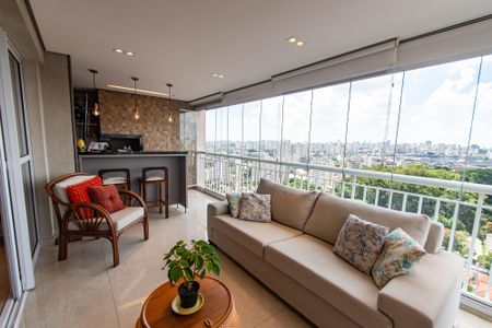 Apartamento à venda com 105m², 2 quartos e 2 vagas Apartamento à venda com 105m², 2 quartos e 2 vagasVaranda