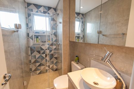 Apartamento à venda com 105m², 2 quartos e 2 vagas Apartamento à venda com 105m², 2 quartos e 2 vagasBanheiro