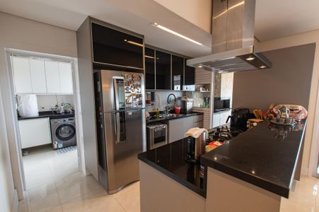 Apartamento à venda com 105m², 2 quartos e 2 vagas Apartamento à venda com 105m², 2 quartos e 2 vagasCozinha