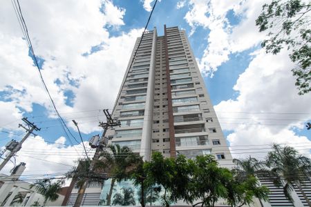 Apartamento à venda com 105m², 2 quartos e 2 vagas Apartamento à venda com 105m², 2 quartos e 2 vagasFachada