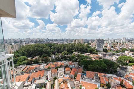 Apartamento à venda com 105m², 2 quartos e 2 vagas Apartamento à venda com 105m², 2 quartos e 2 vagasVista da suíte