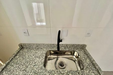 Apartamento à venda com 33m², 2 quartos e sem vaga Apartamento à venda com 33m², 2 quartos e sem vagaCozinha