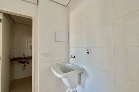 Apartamento à venda com 33m², 2 quartos e sem vaga Apartamento à venda com 33m², 2 quartos e sem vagaÁrea de Serviço