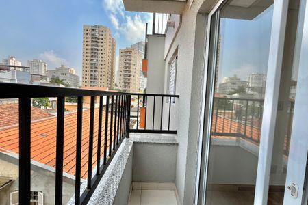 Apartamento à venda com 33m², 2 quartos e sem vaga Apartamento à venda com 33m², 2 quartos e sem vagaVaranda